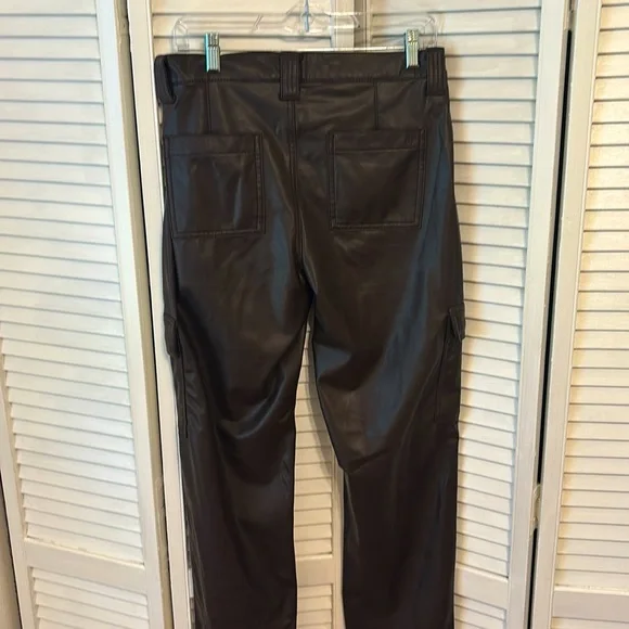 NWOT American Eagle Outfitters chocolate brown faux leather cargo Pants - Picture 4 of 5